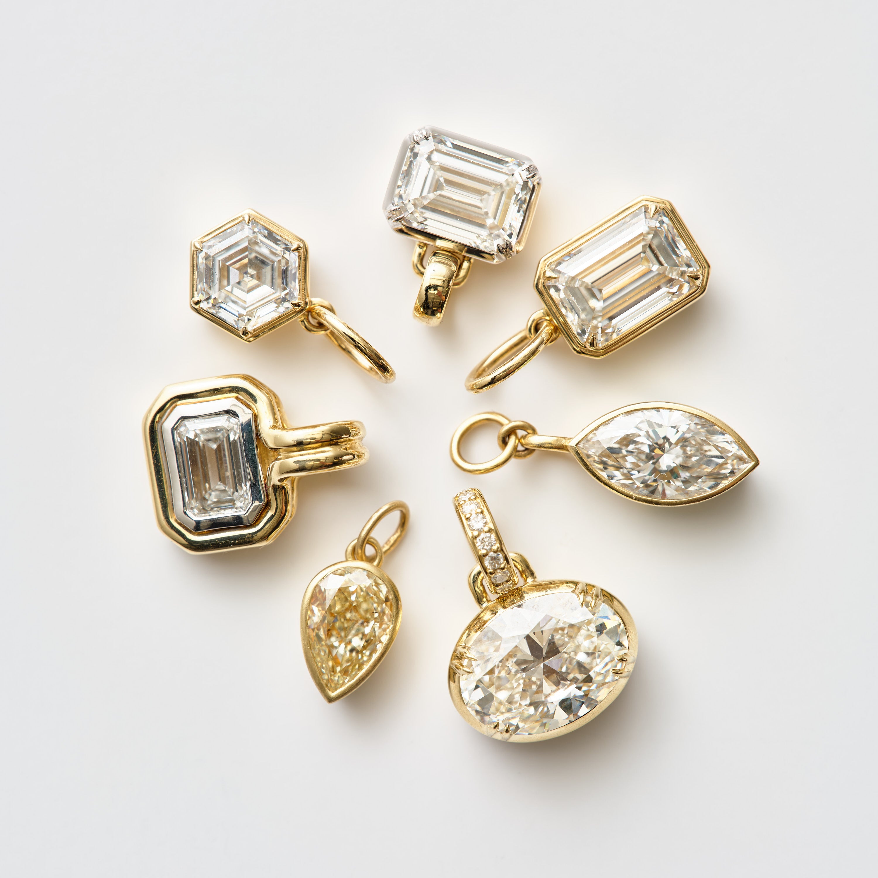 Oval Lab Diamond Medallion