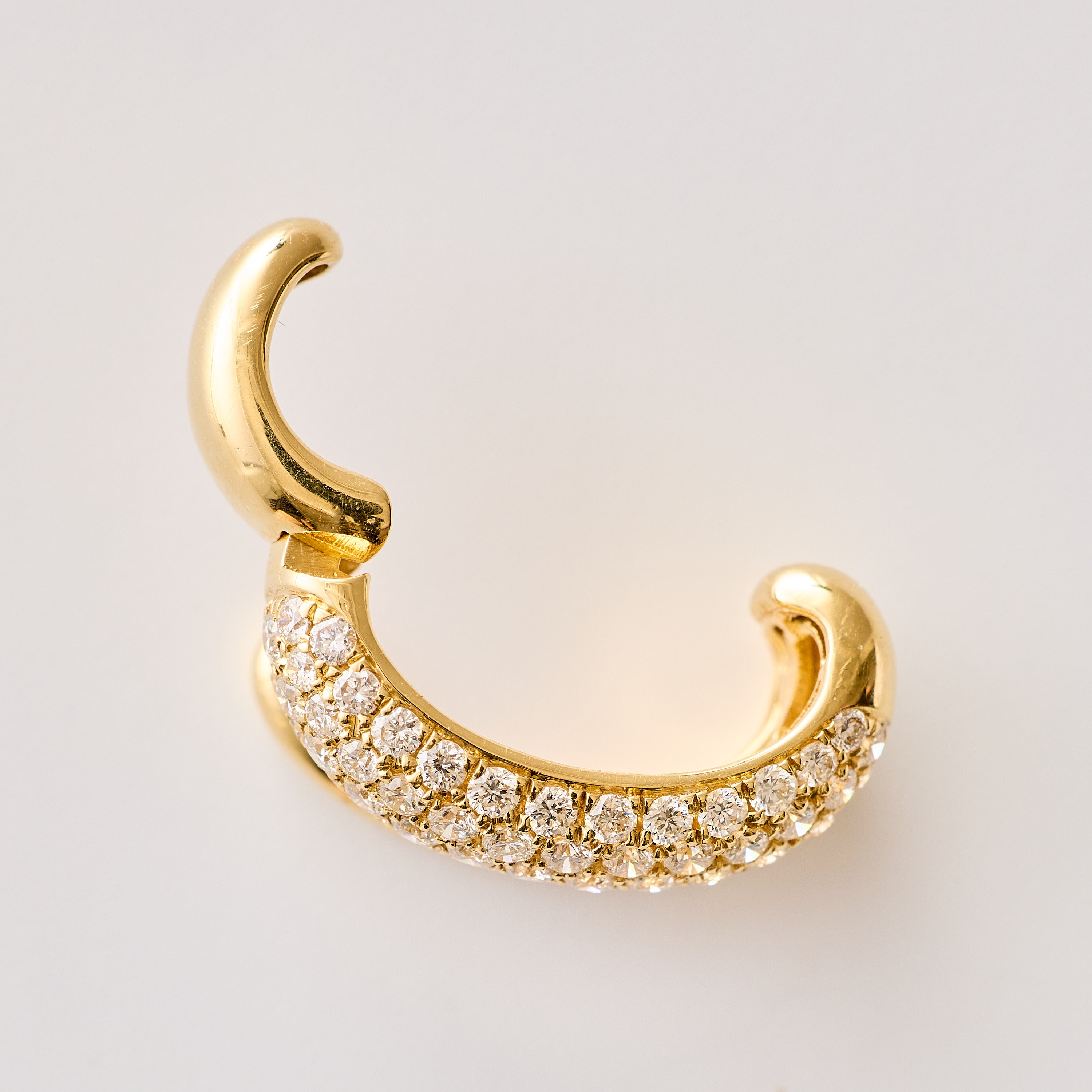 Diamond Pavé Ear Cuff
