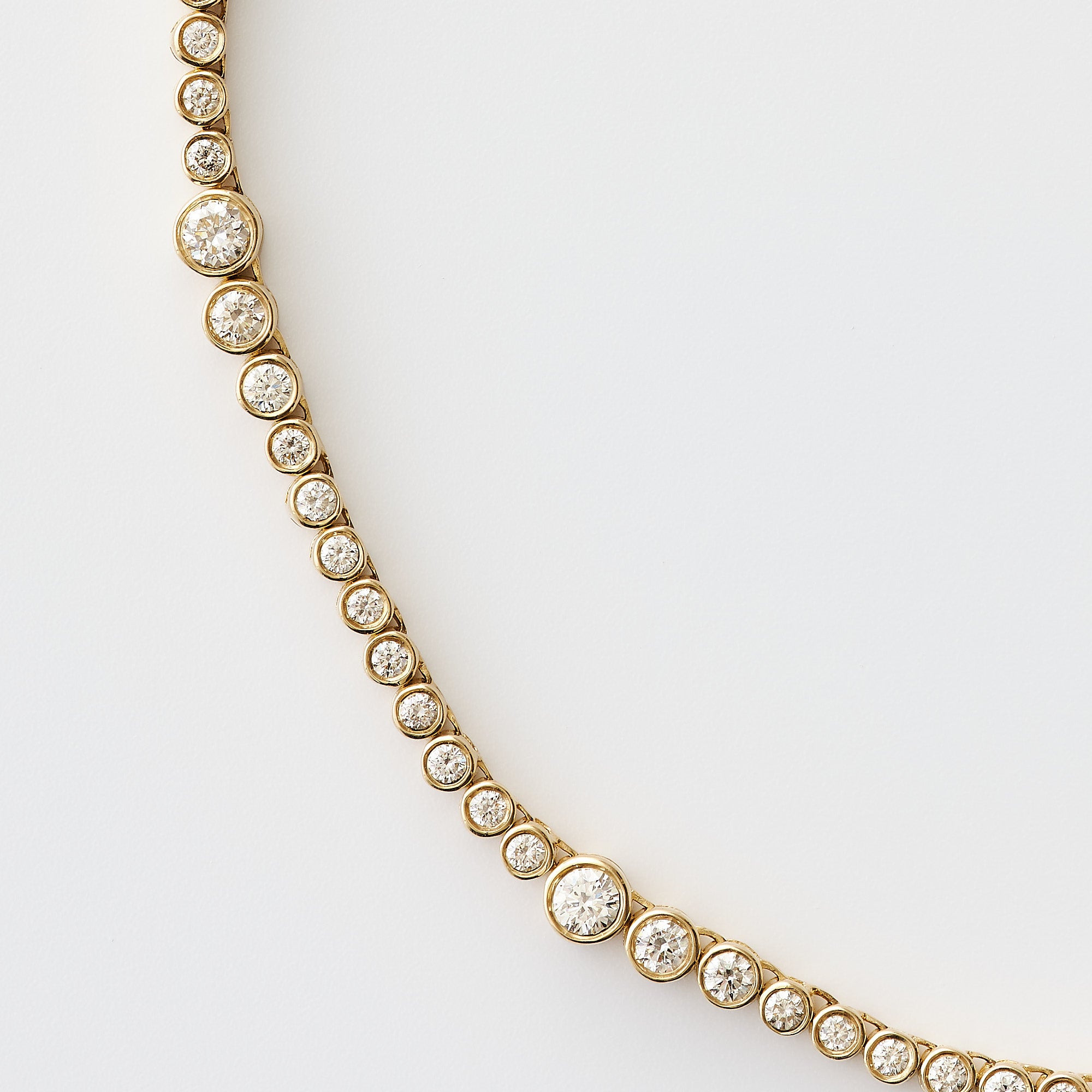 Graduated Bezel Diamond Tennis Necklace