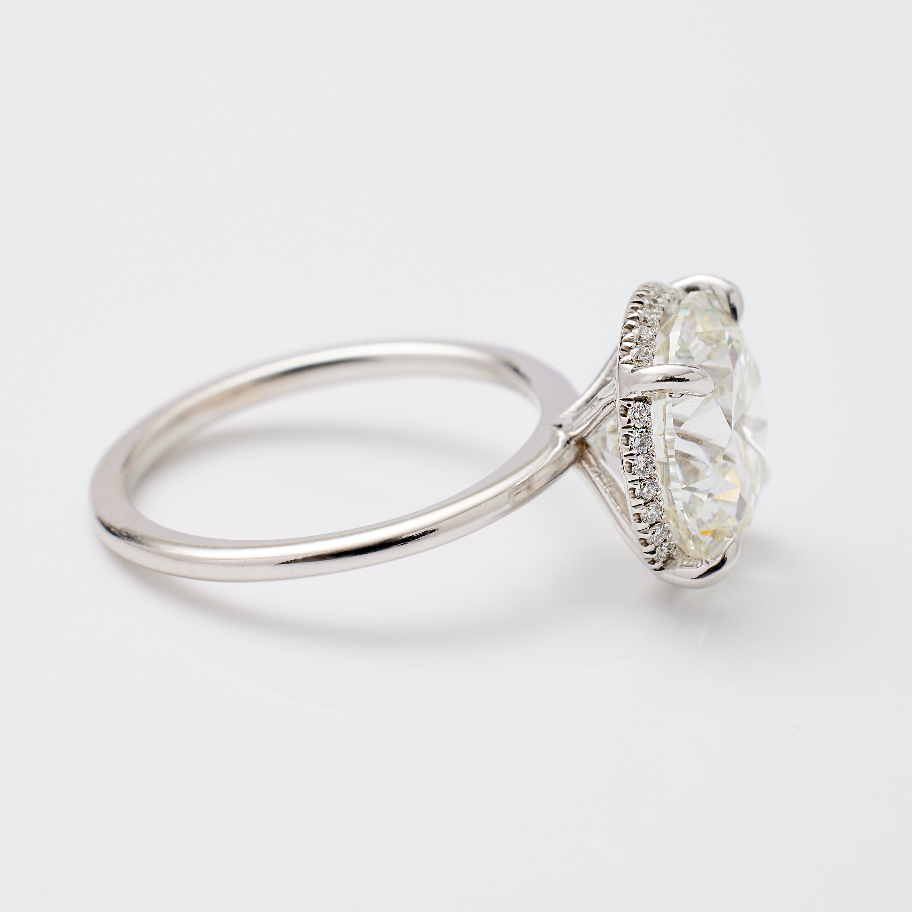Round-Brilliant Lab Diamond Solitaire Ring