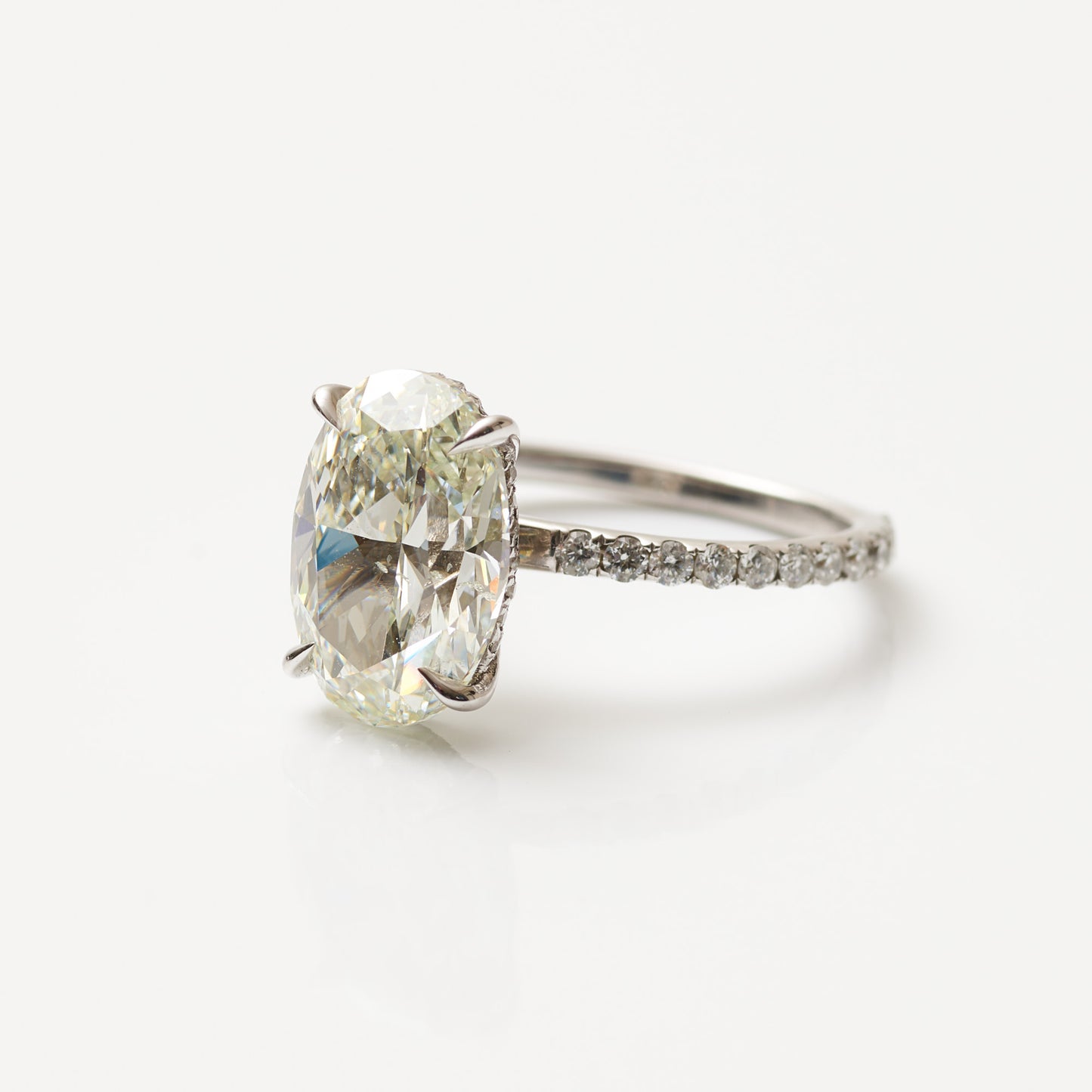 Oval Diamond Ring
