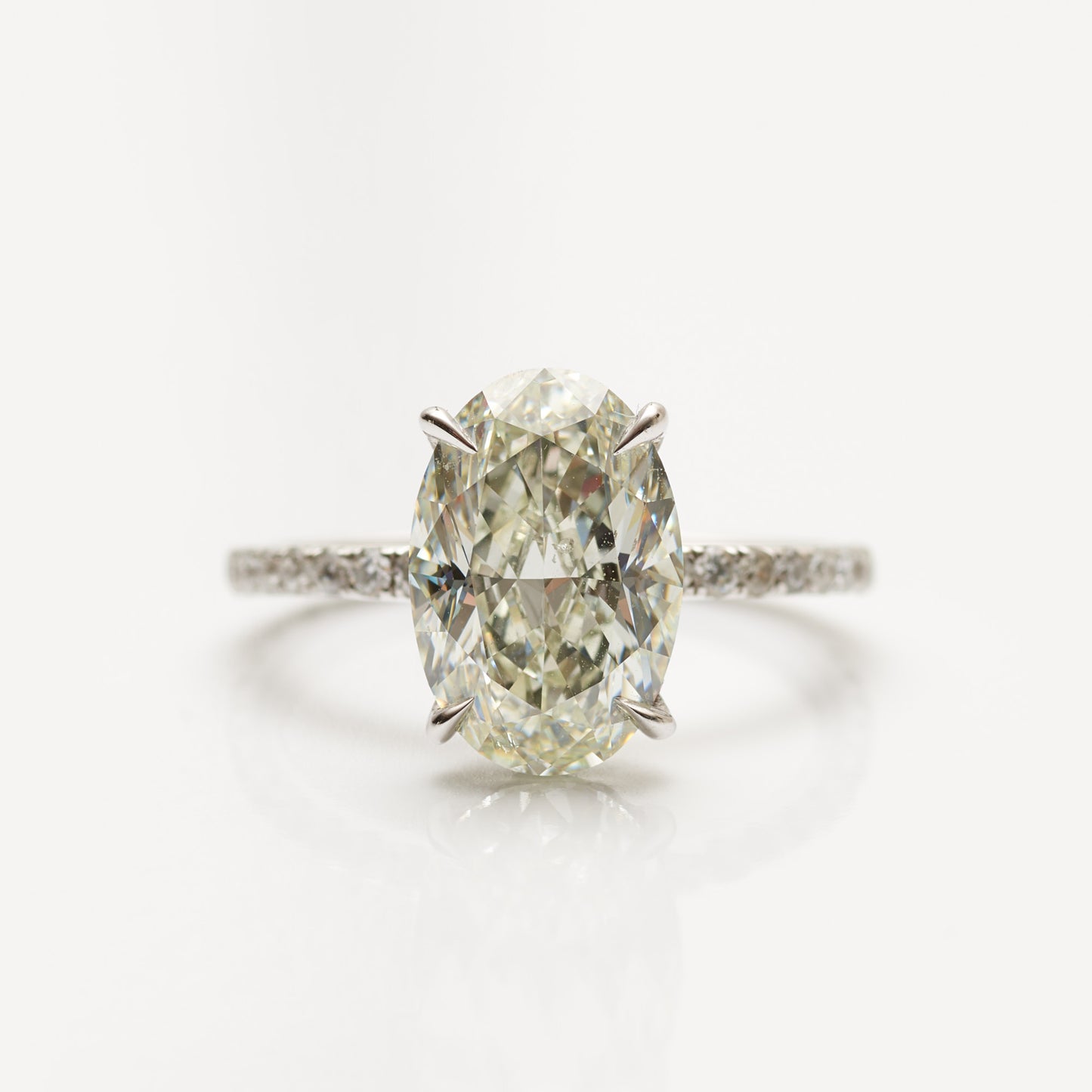 Oval Diamond Ring