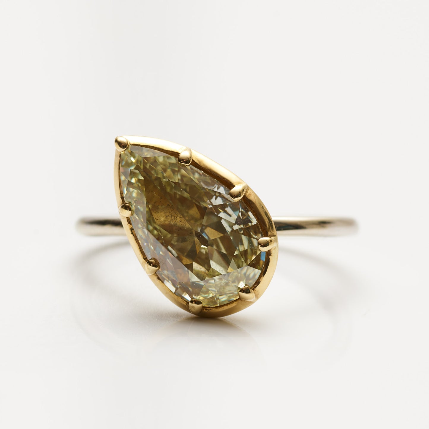 Pear-Shape Yellow Diamond Bubble Ring