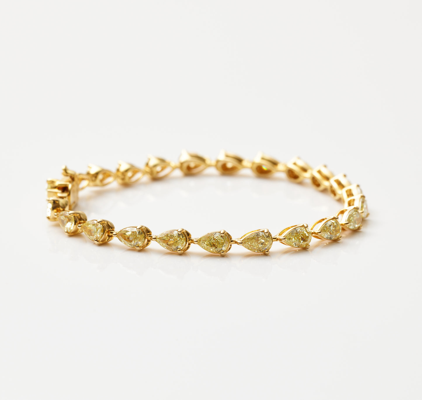 Pear-Cut Yellow Diamond Tennis Bracelet