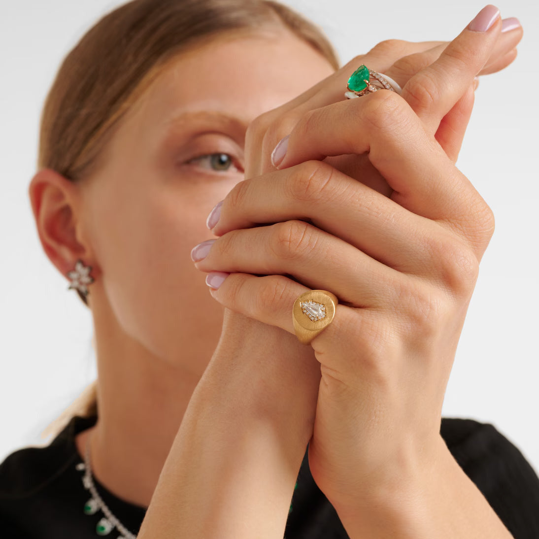 Kite Signet Ring