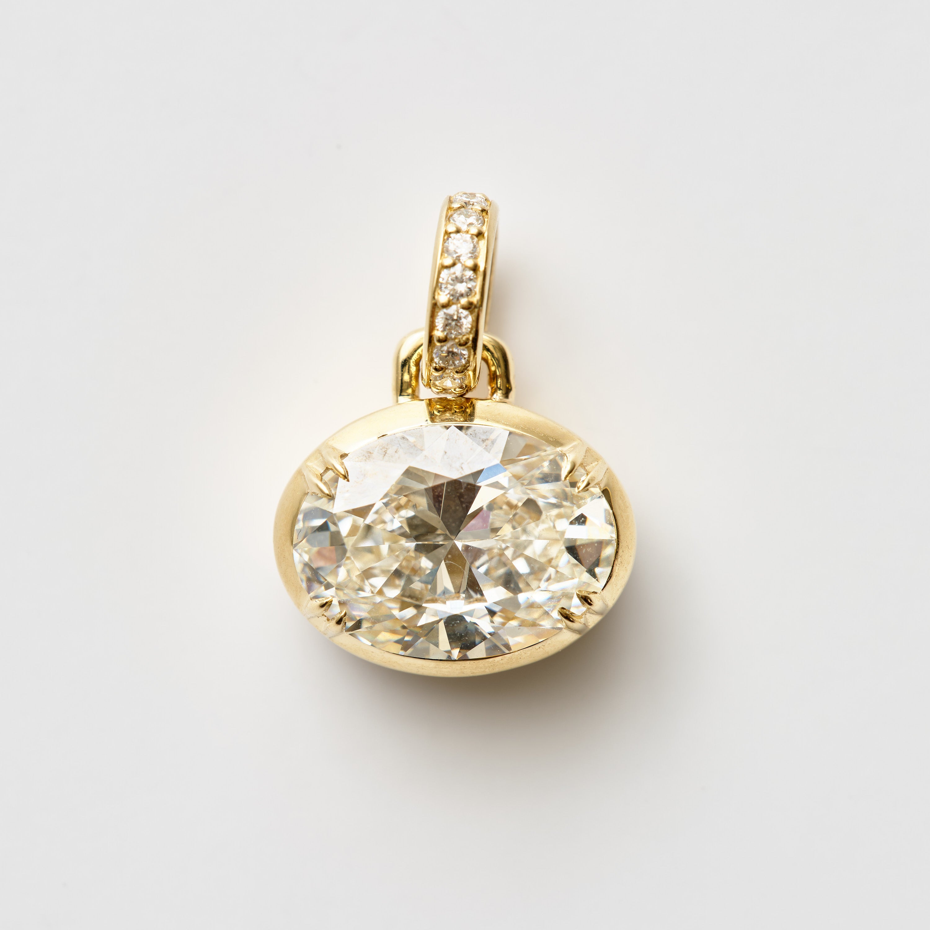 Oval Lab Diamond Medallion