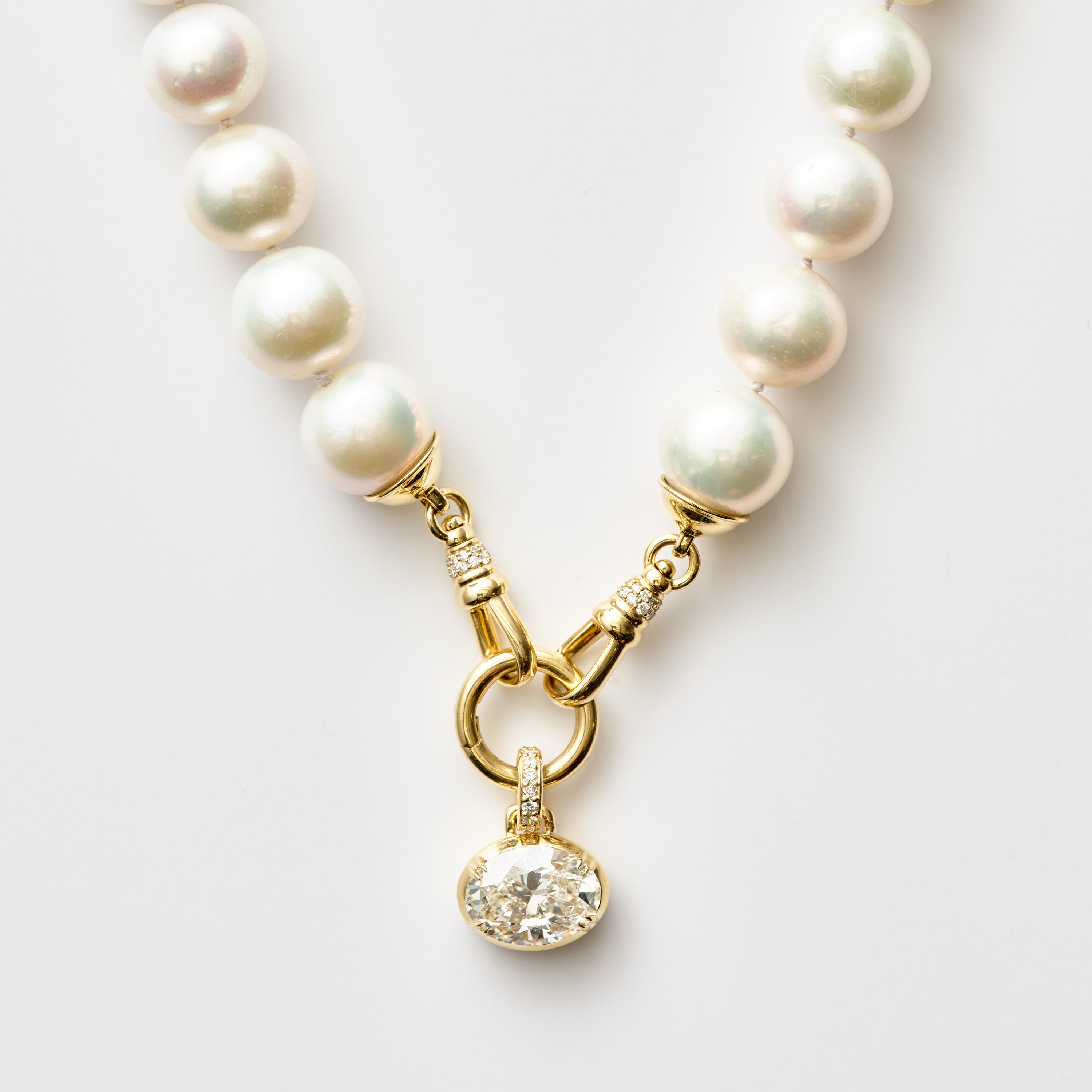 Oval Lab Diamond Medallion