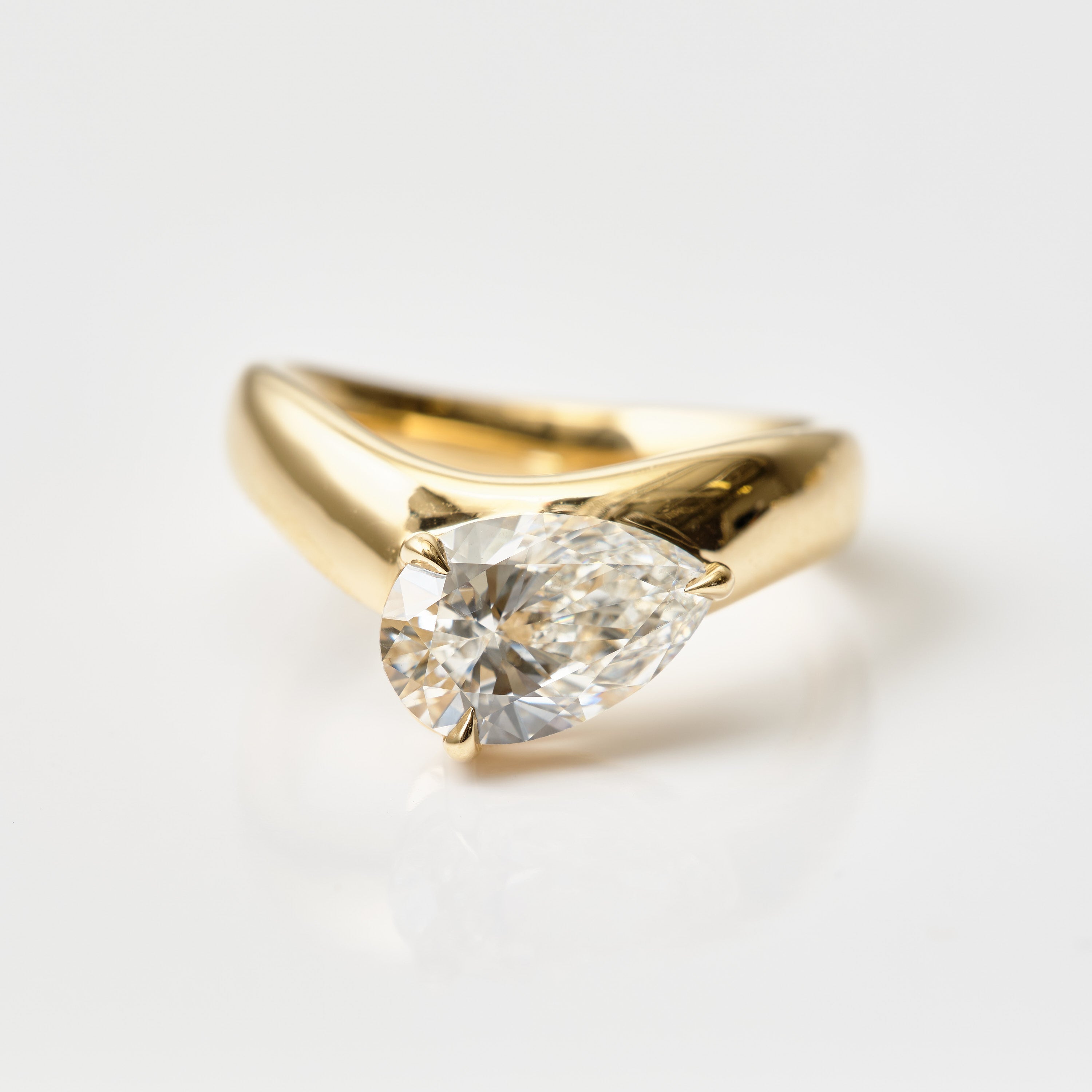 Arc Engagement Ring