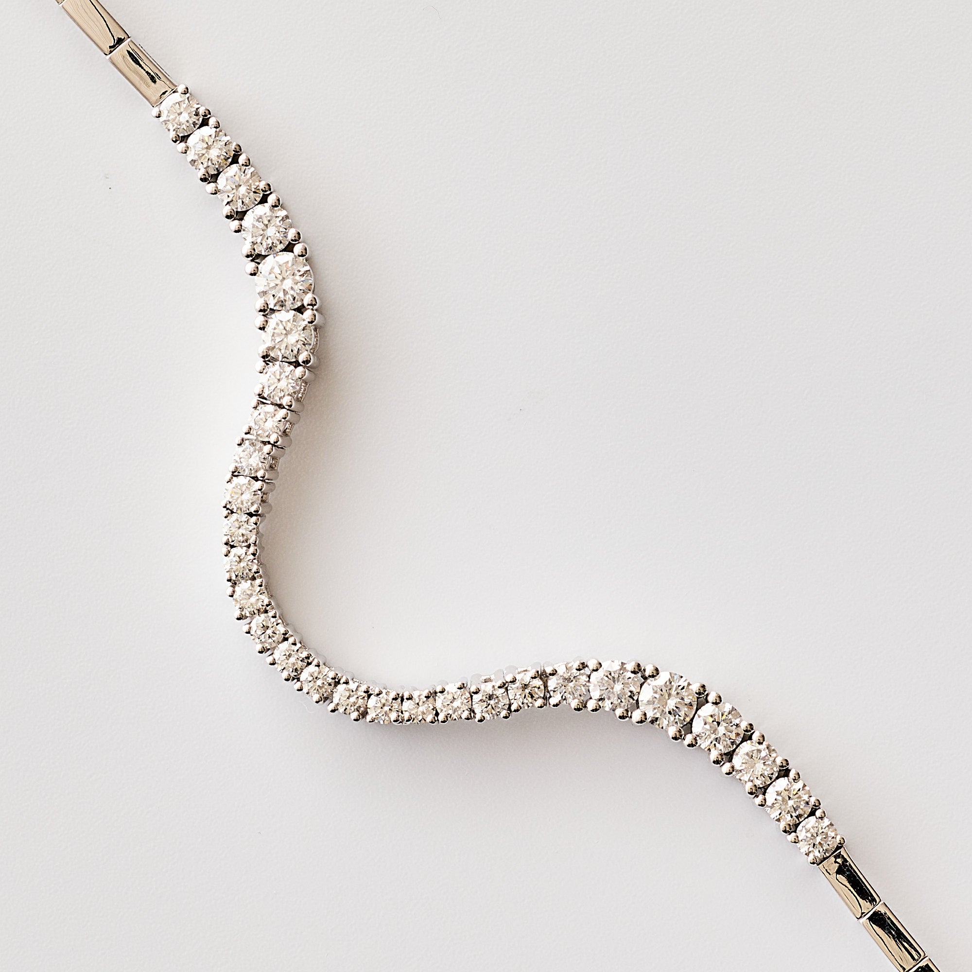 Radiant Bracelet, Half Diamonds