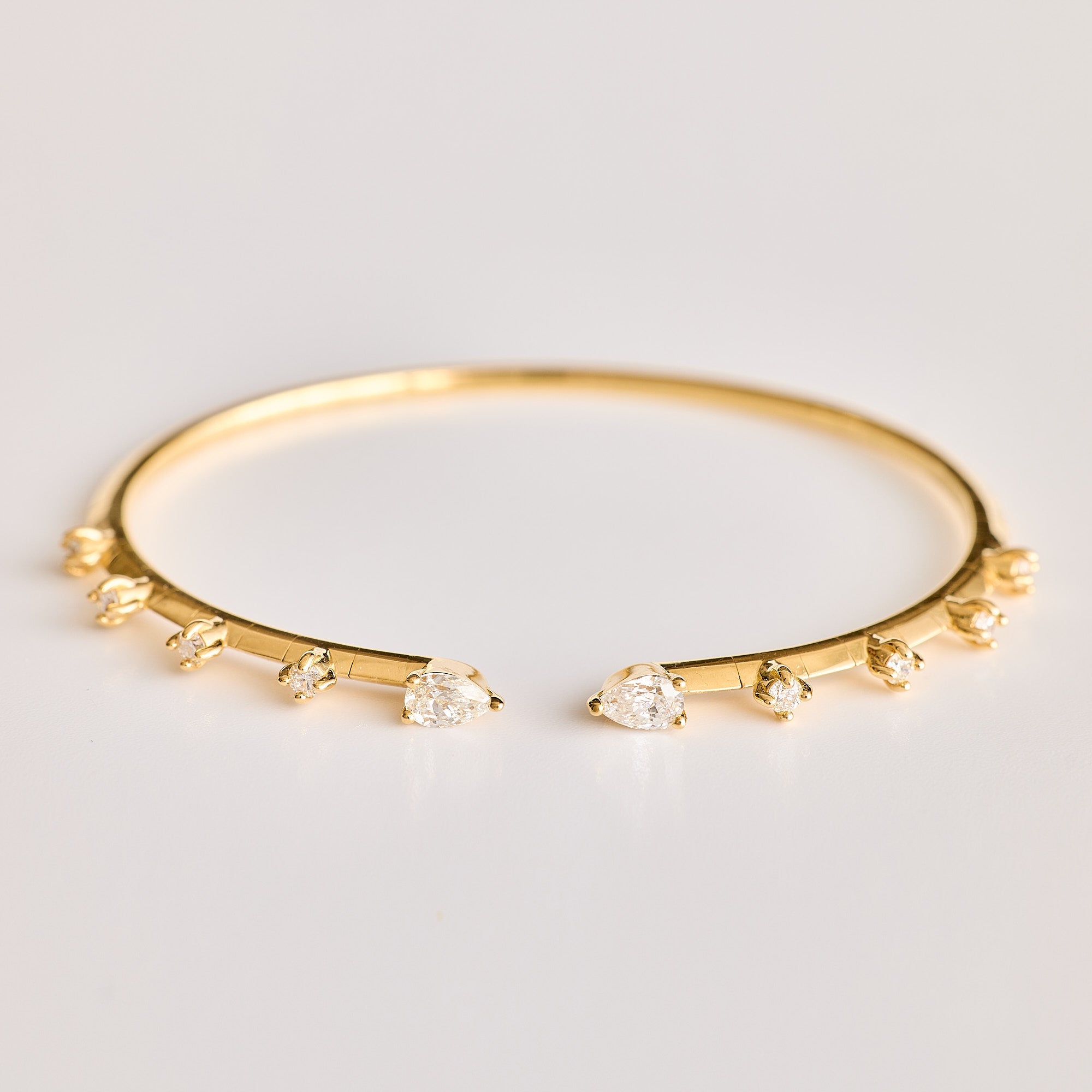 Phantom Bangle
