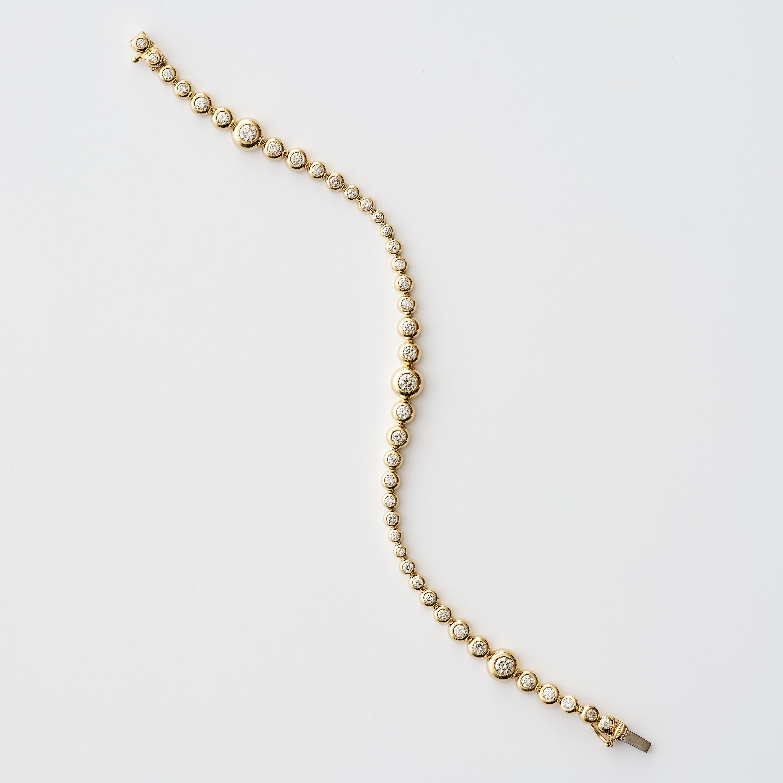 Graduated Bezel Bracelet