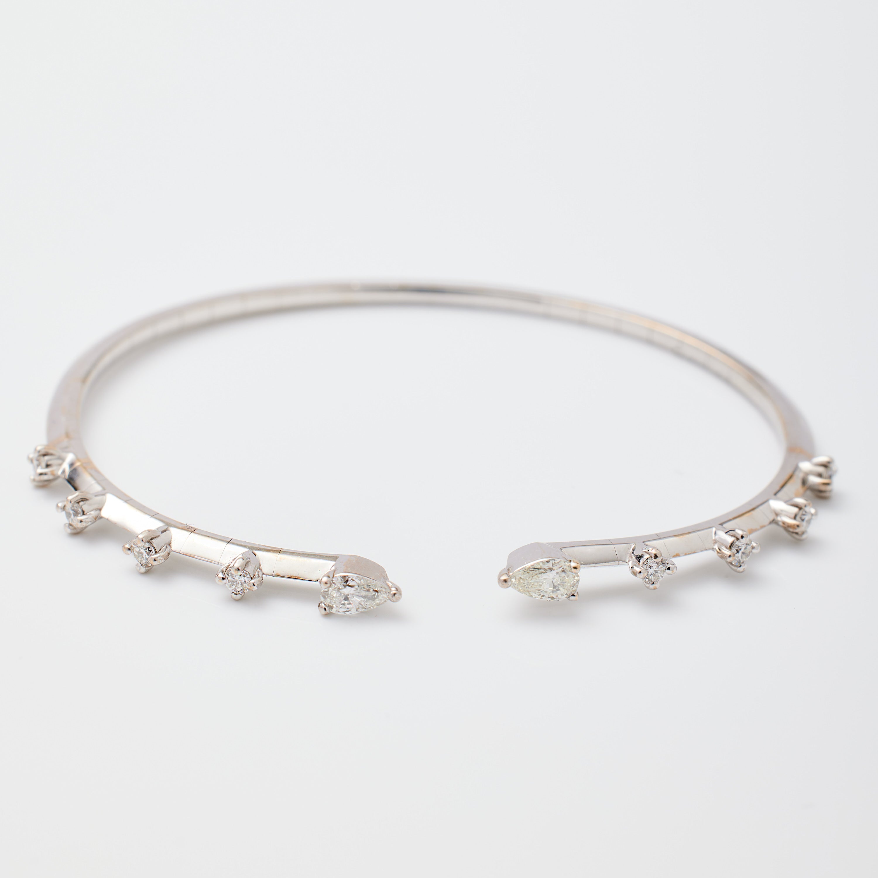 Phantom Bangle