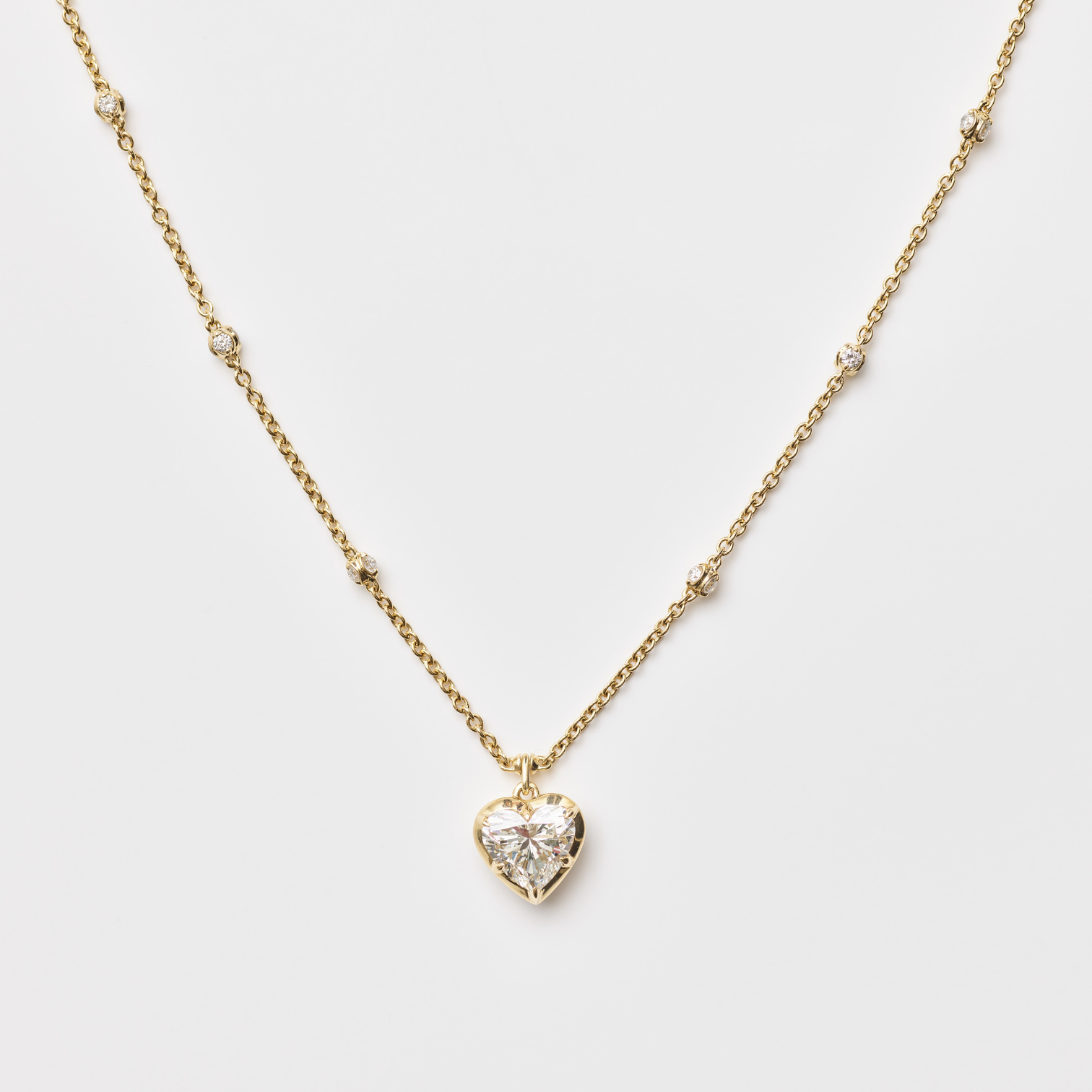 Collet-Set Heart Diamond Lab Necklace
